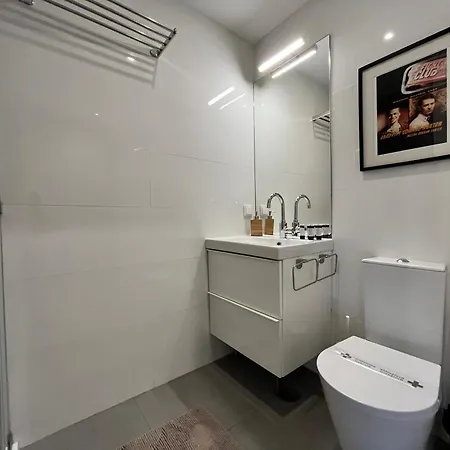 Apartment Cinema
