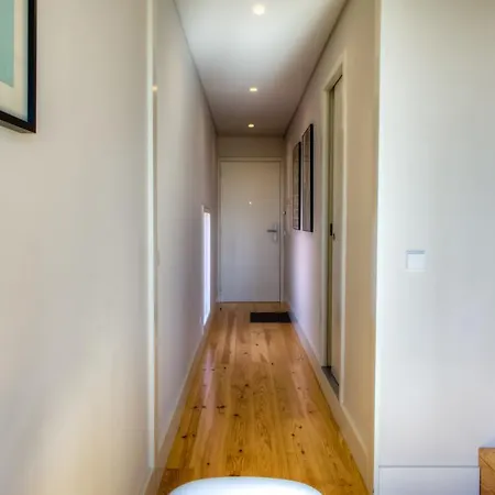 Apartment Cinema *